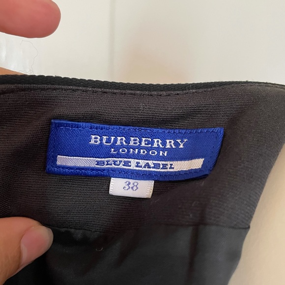 Burberry dress - Picture 4 of 5